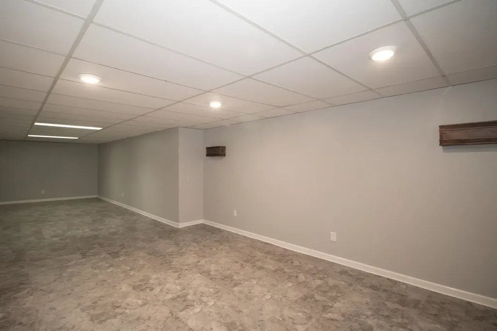 8143 S Hancock Drive Derby KS 67037-3783