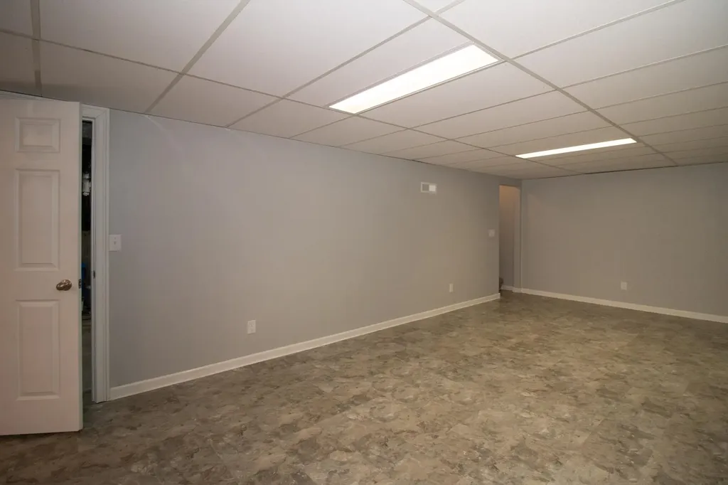 8143 S Hancock Drive Derby KS 67037-3783