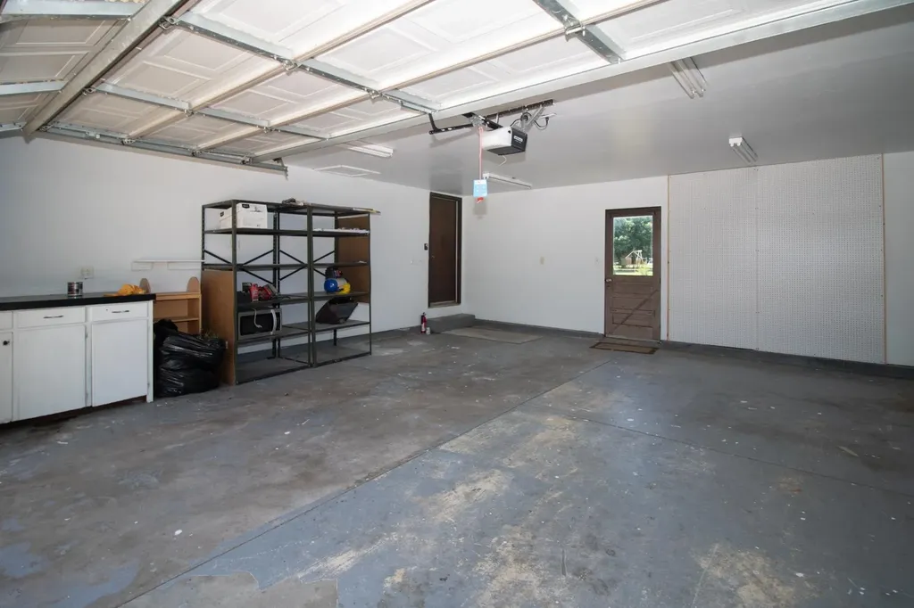 8143 S Hancock Drive Derby KS 67037-3783