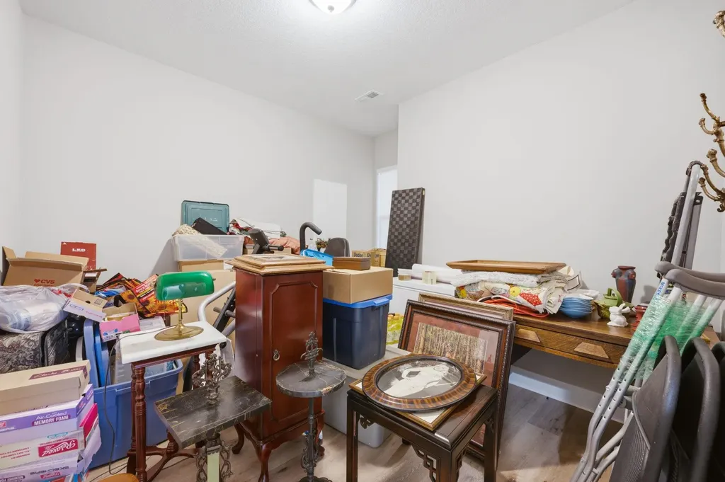 5428 N Sandkey Wichita KS 67204