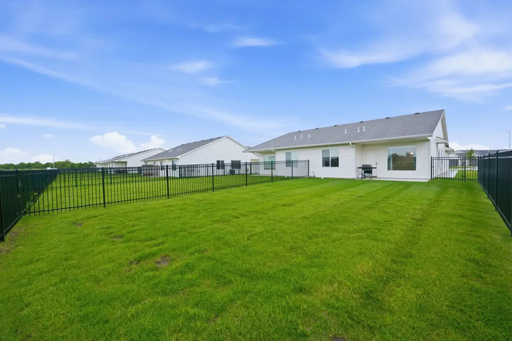 5428 N Sandkey Wichita KS 67204