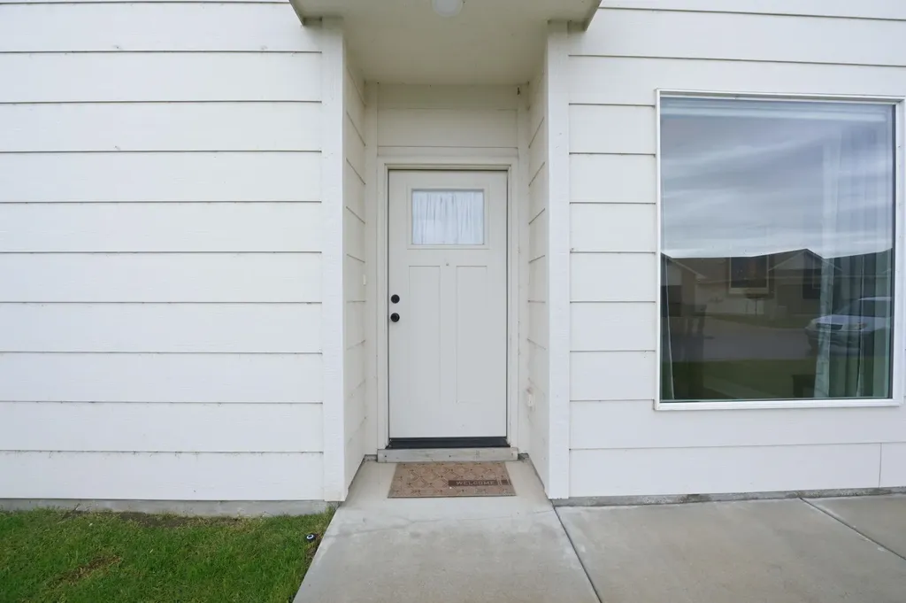 5428 N Sandkey Wichita KS 67204