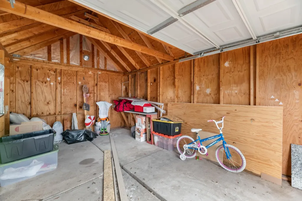 7518 W Galoway Wichita KS 67212