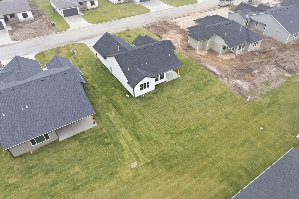 620 Elmwood Street Park City KS 67147-1124