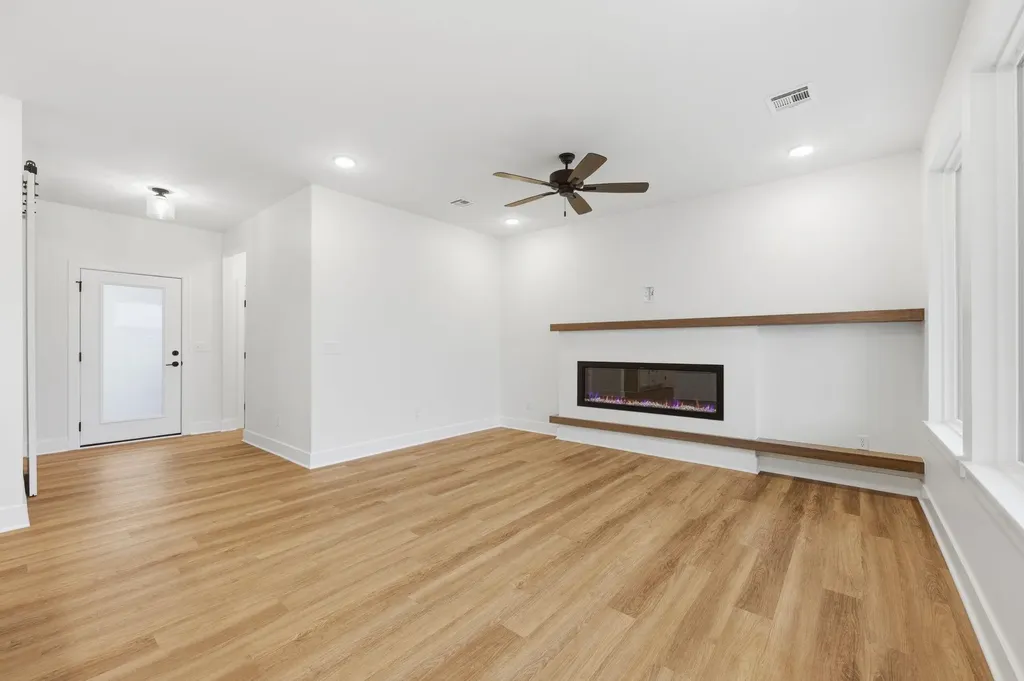 620 Elmwood Street Park City KS 67147-1124