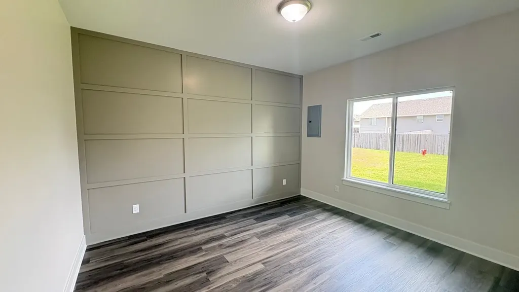 8980 E Forbes Circle Bel Aire KS 67226