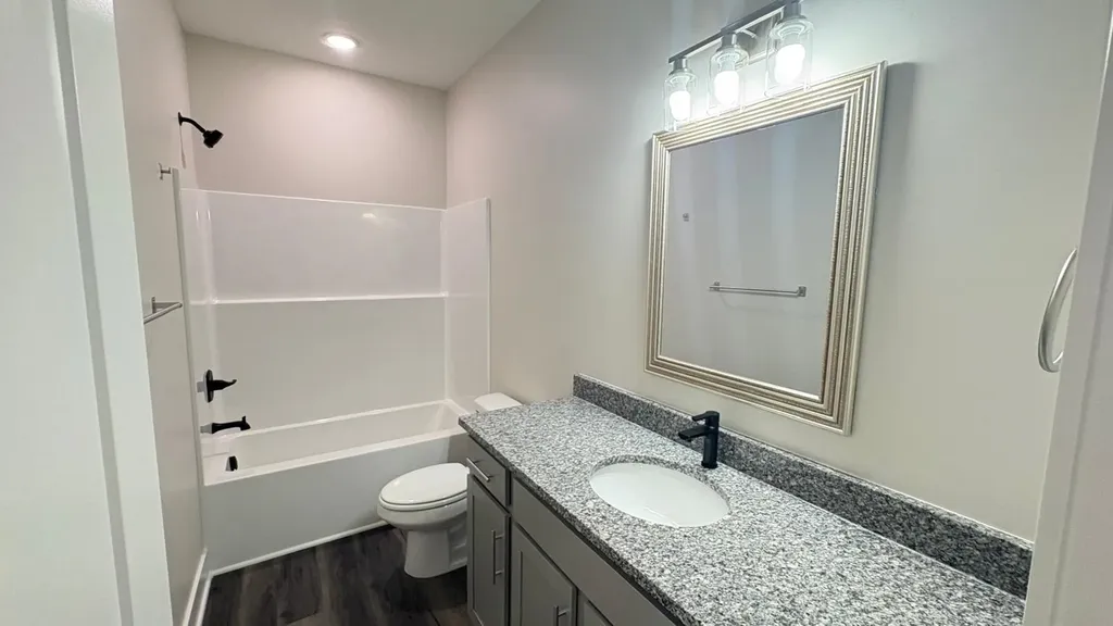 8980 E Forbes Circle Bel Aire KS 67226