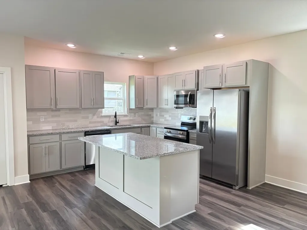 8980 E Forbes Circle Bel Aire KS 67226