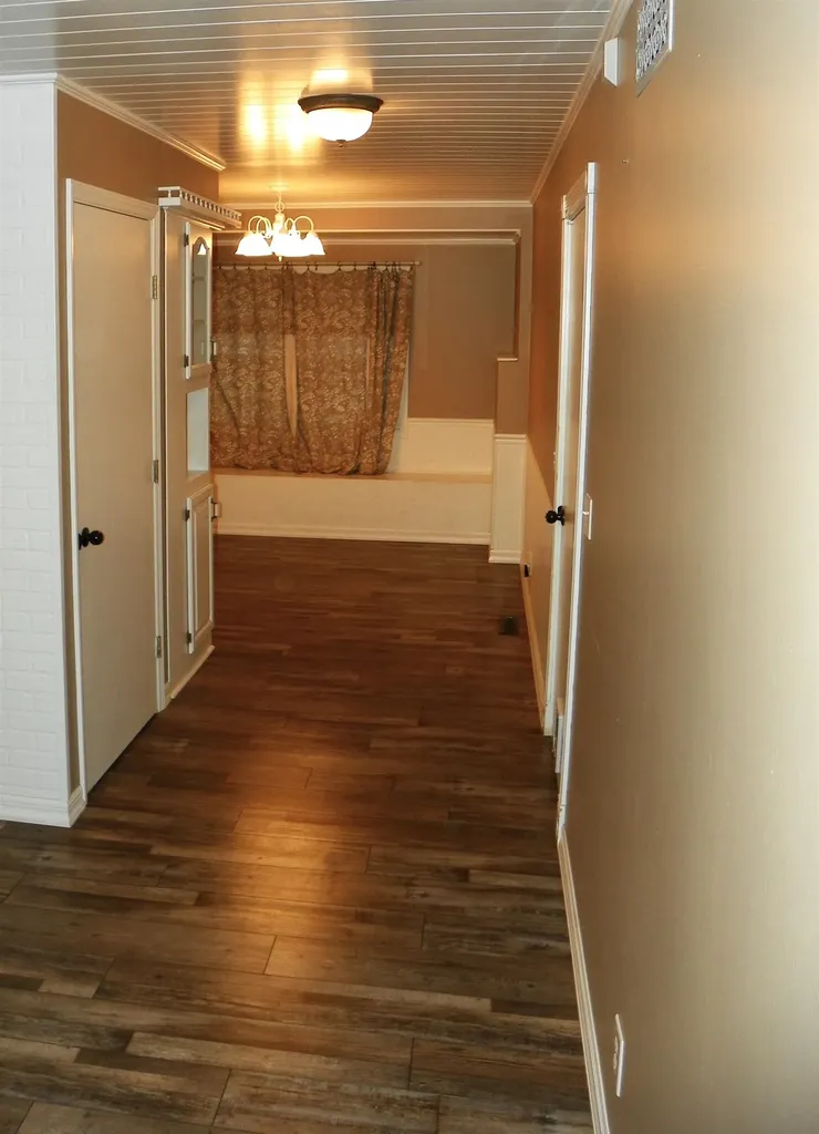 2646 S Pattie Avenue Wichita KS 67216-1242