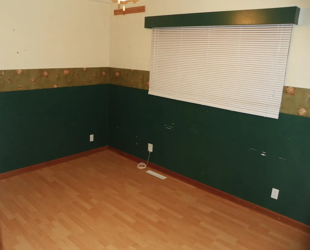2646 S Pattie Avenue Wichita KS 67216-1242