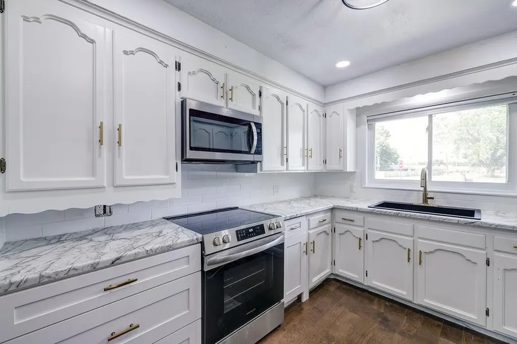 102 Highland Drive Arkansas City KS 67005