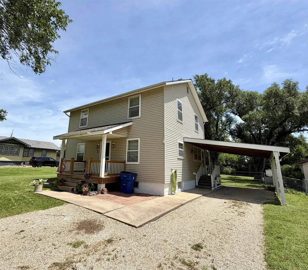 1510 N Main Street Eureka KS 67045