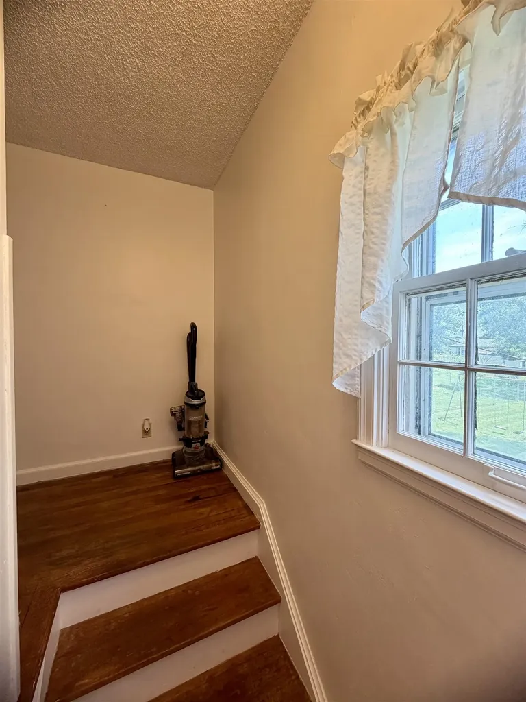 1510 N Main Street Eureka KS 67045