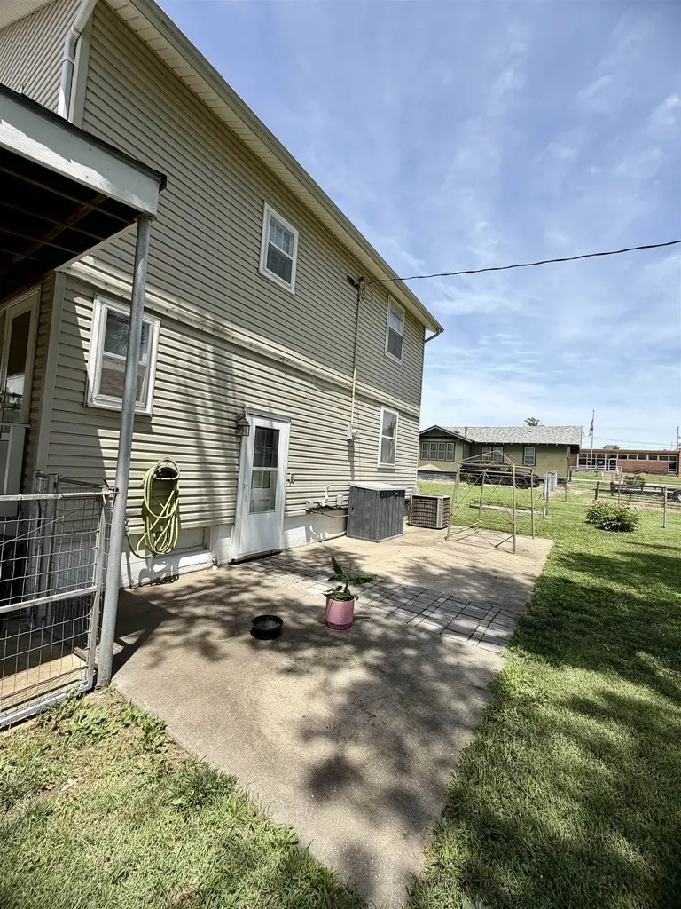 1510 N Main Street Eureka KS 67045