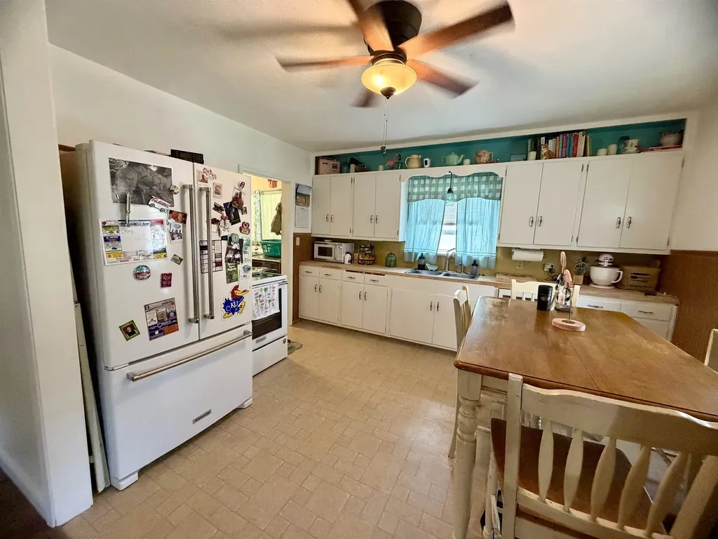1510 N Main Street Eureka KS 67045