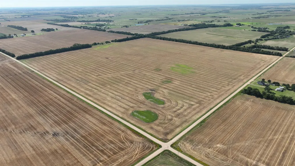 0000 W Greenfield Road Hutchinson KS 67025