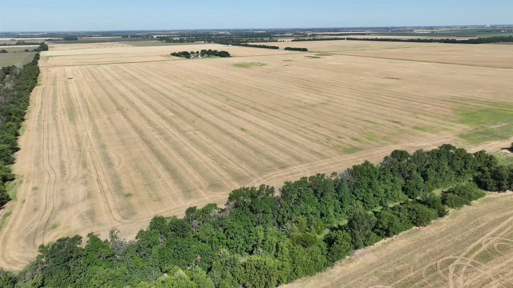 0000 W Greenfield Road Hutchinson KS 67025