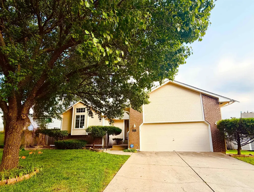 3737 N Whispering Brook Wichita KS 67220