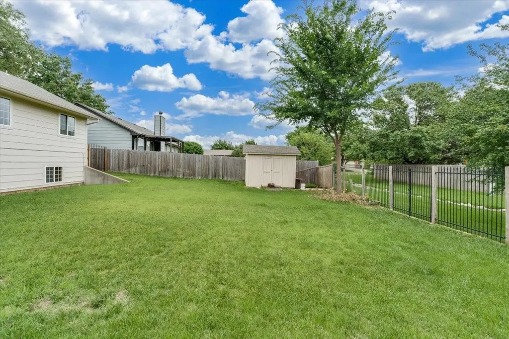 3737 N Whispering Brook Court Wichita KS 67220