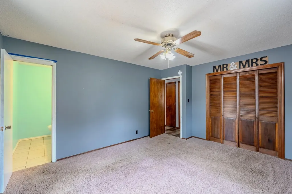 1003 Highland Drive Arkansas City KS 67005