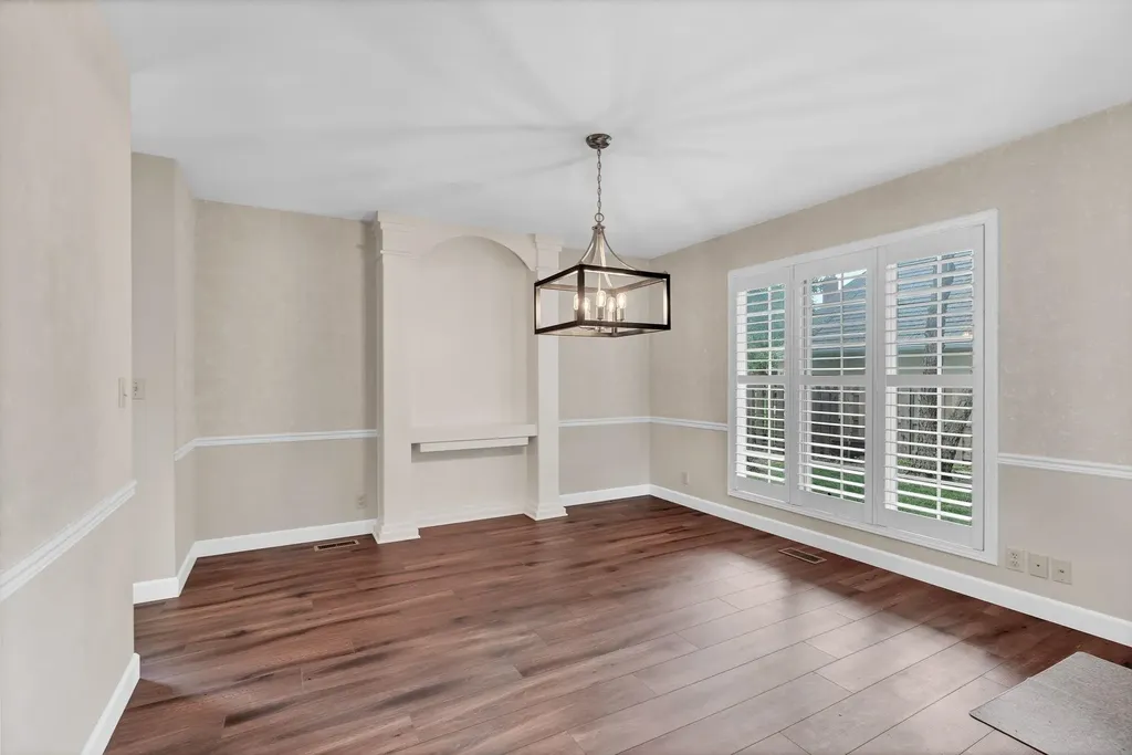 8909 E Bradford Circle Wichita KS 67206