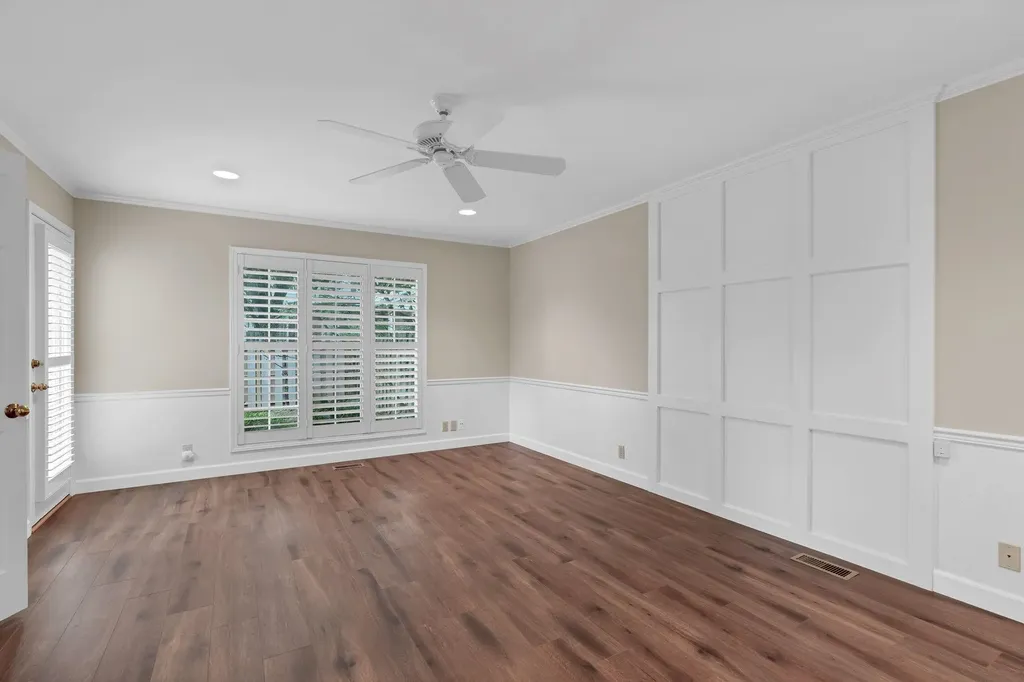 8909 E Bradford Circle Wichita KS 67206