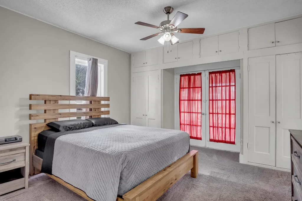 200 Allison Newton KS 67114