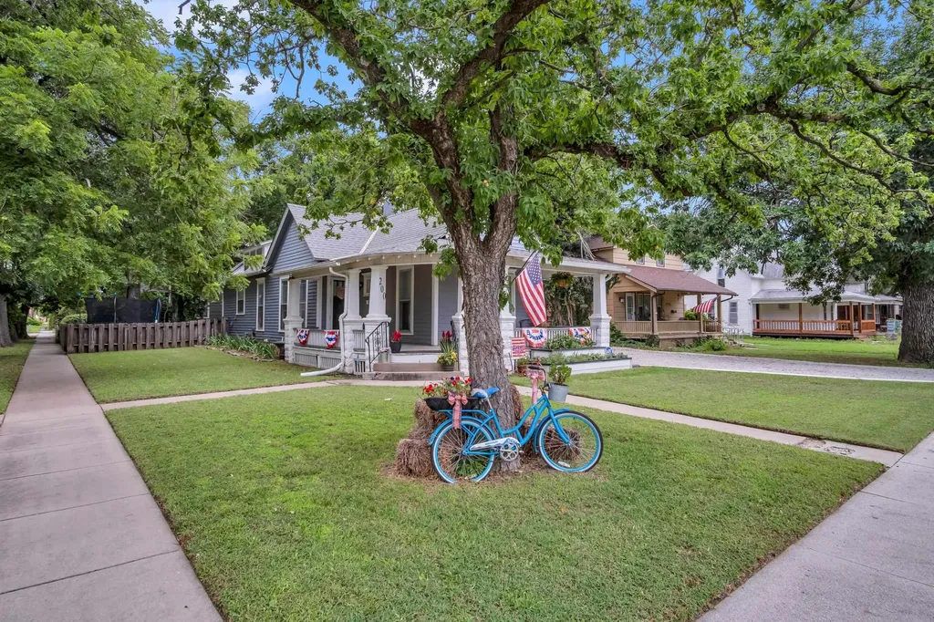 200 Allison Newton KS 67114