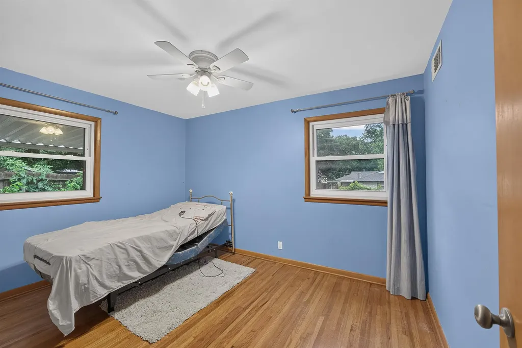 2218 S Elpyco Wichita KS 67218