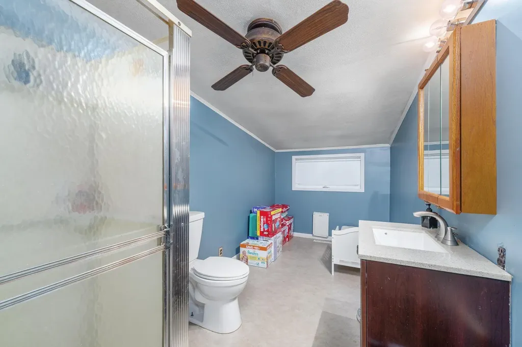 519 N C Wellington KS 67152