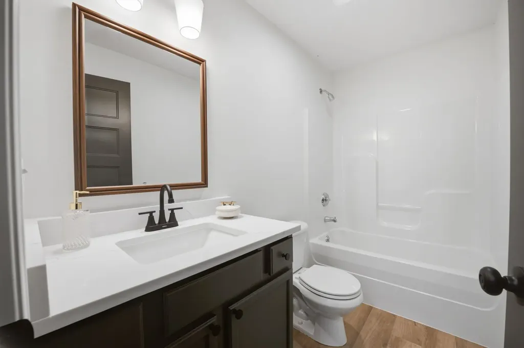 2639 N Woodridge Wichita KS 67226