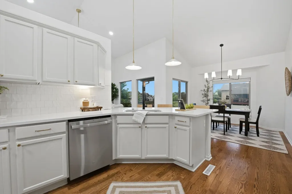 2639 N Woodridge Wichita KS 67226