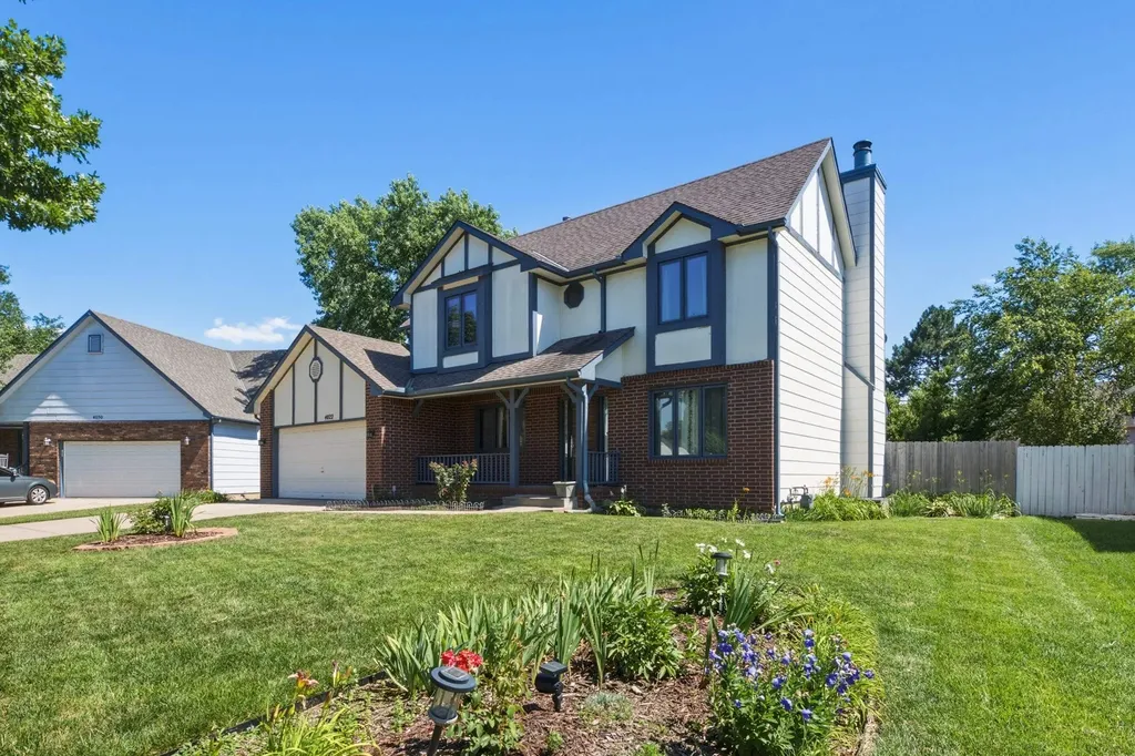 4022 N Rushwood Circle Wichita KS 67226-2428