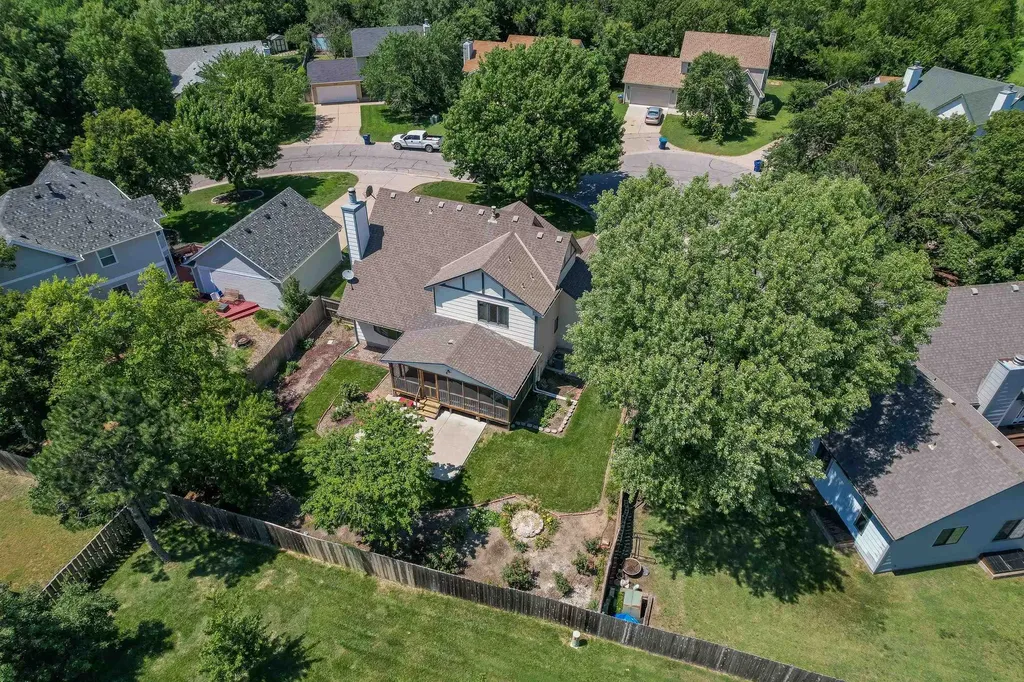 4022 N Rushwood Circle Wichita KS 67226-2428