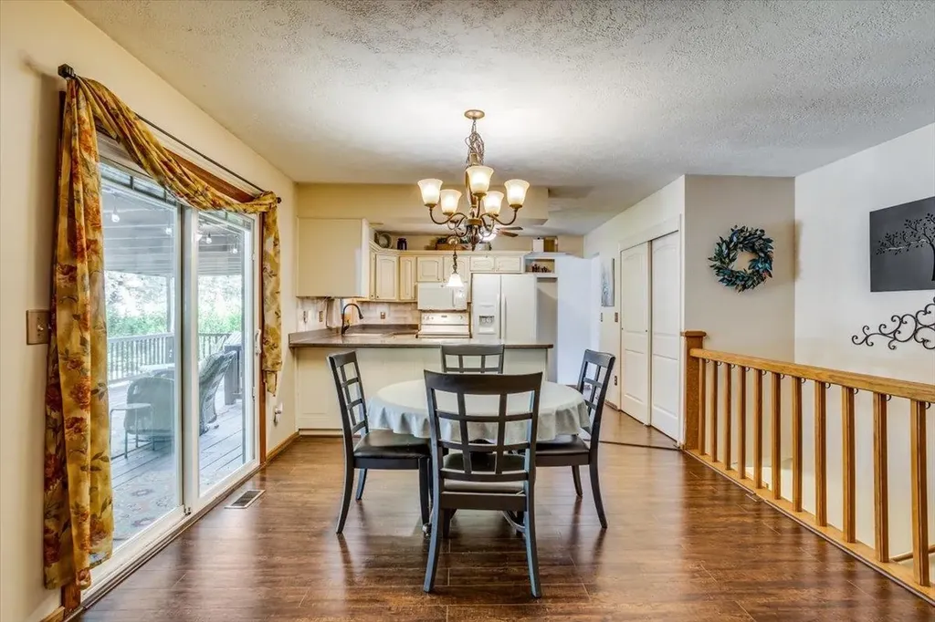 250 N Woodchuck Street Wichita KS 67212