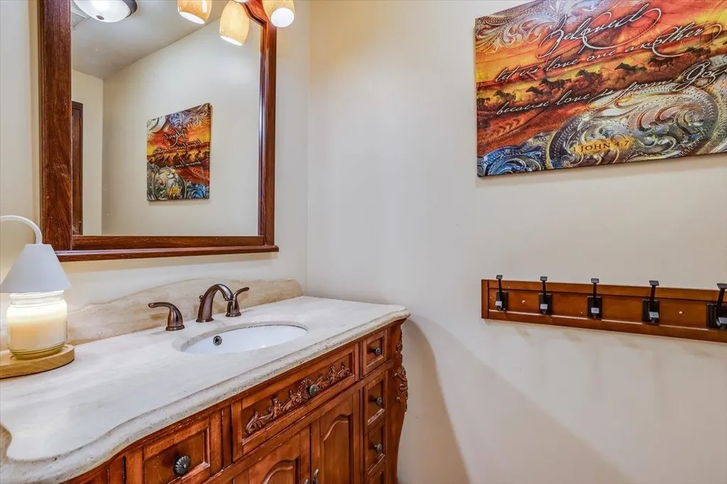250 N Woodchuck Street Wichita KS 67212