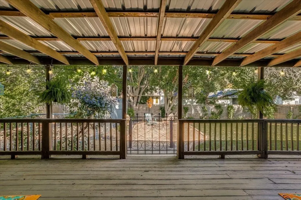 250 N Woodchuck Street Wichita KS 67212