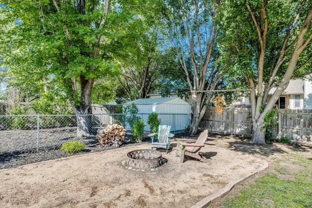 250 N Woodchuck Street Wichita KS 67212