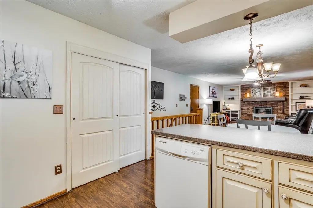 250 N Woodchuck Street Wichita KS 67212