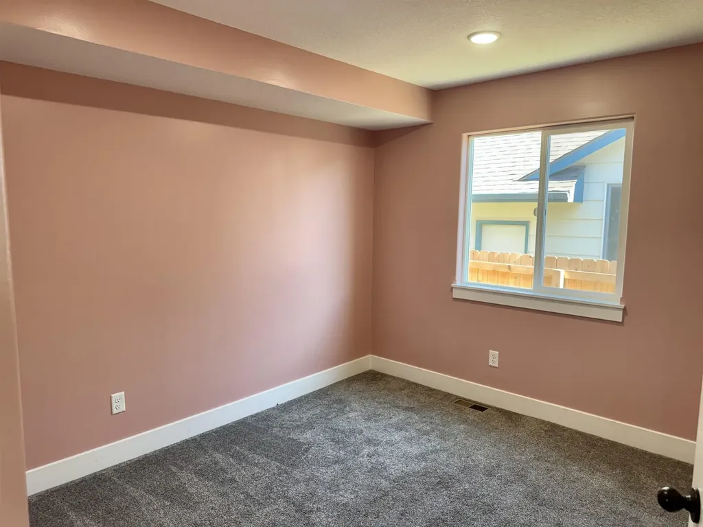 4429 S Mount Carmel Wichita KS 67217