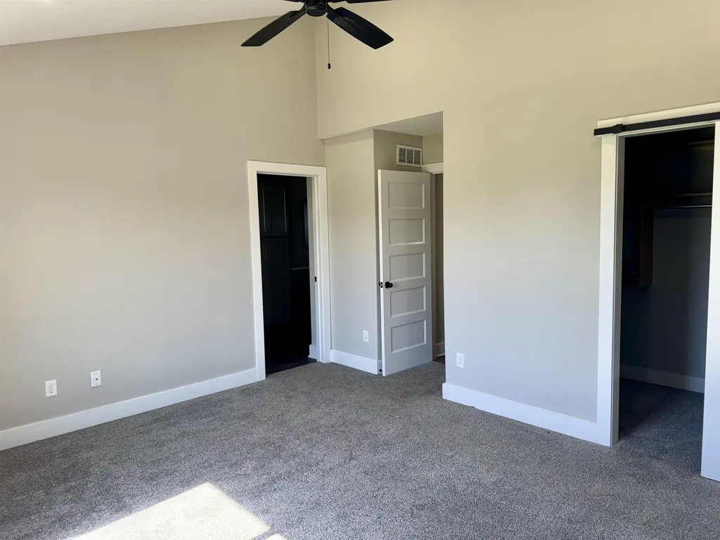4429 S Mount Carmel Wichita KS 67217