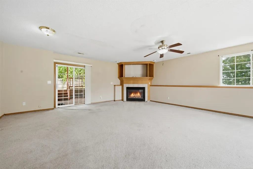 1942 S Chateau Street Wichita KS 67207