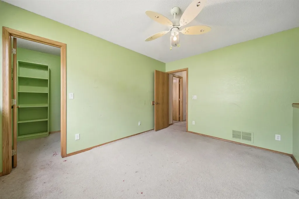 1942 S Chateau Street Wichita KS 67207