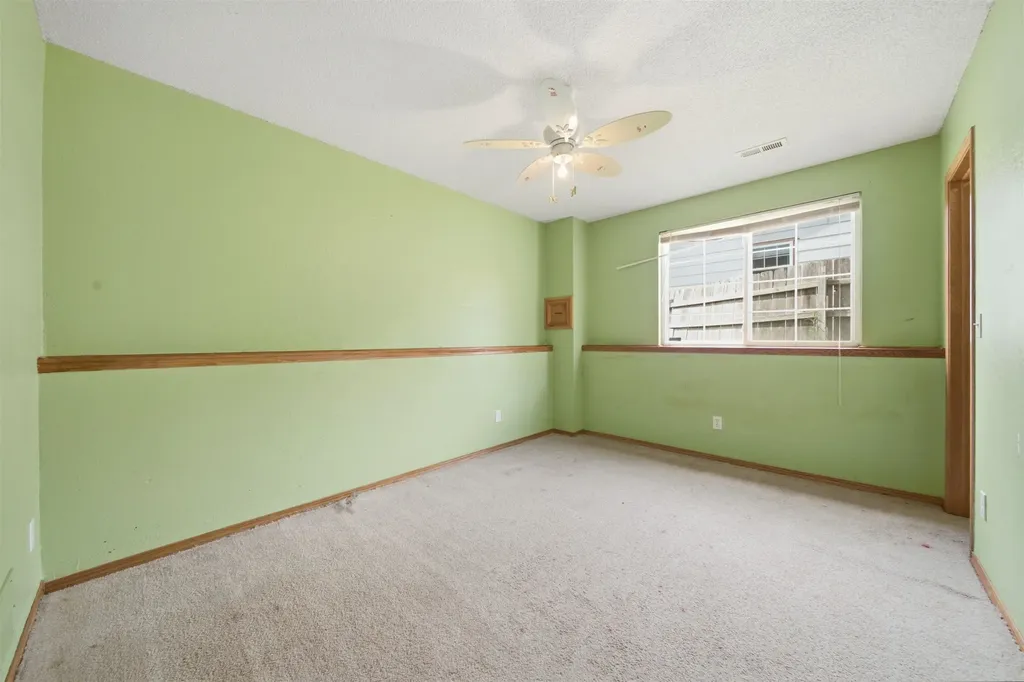 1942 S Chateau Street Wichita KS 67207