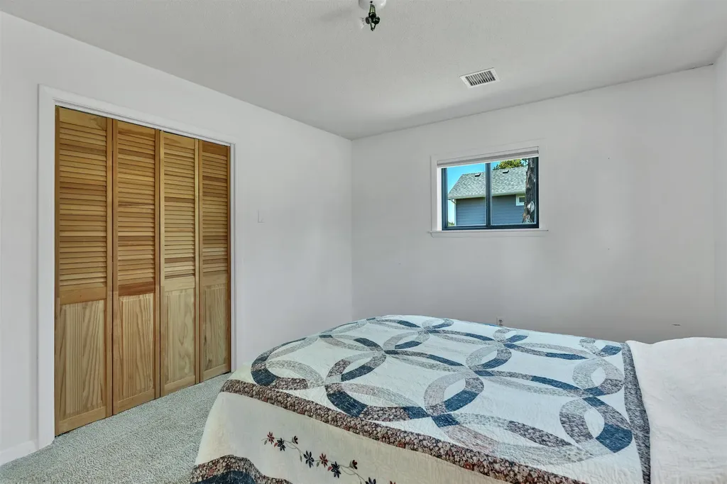 206 E Hamlin Andover KS 67002