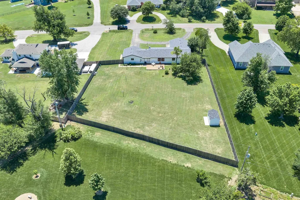 206 E Hamlin Andover KS 67002