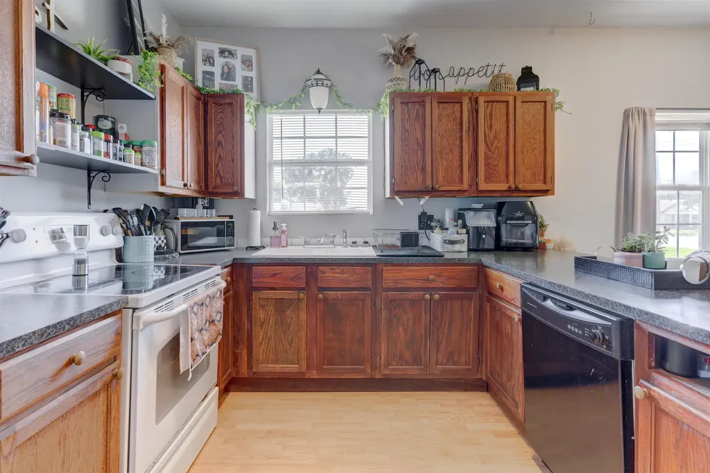 1326 S Summit Street Arkansas City KS 67156
