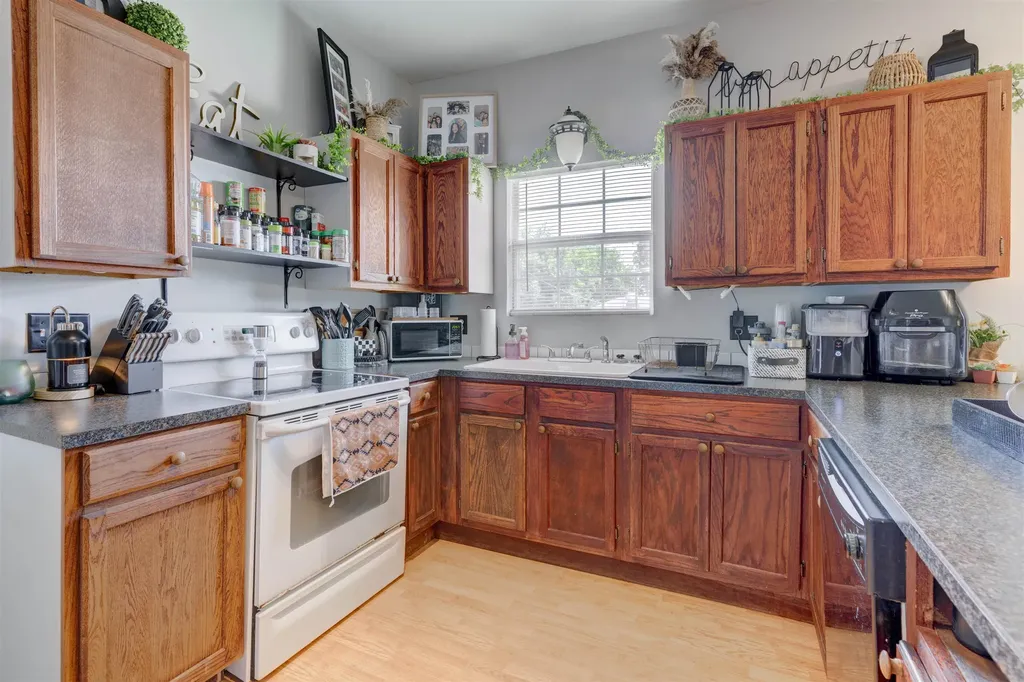 1326 S Summit Street Arkansas City KS 67156