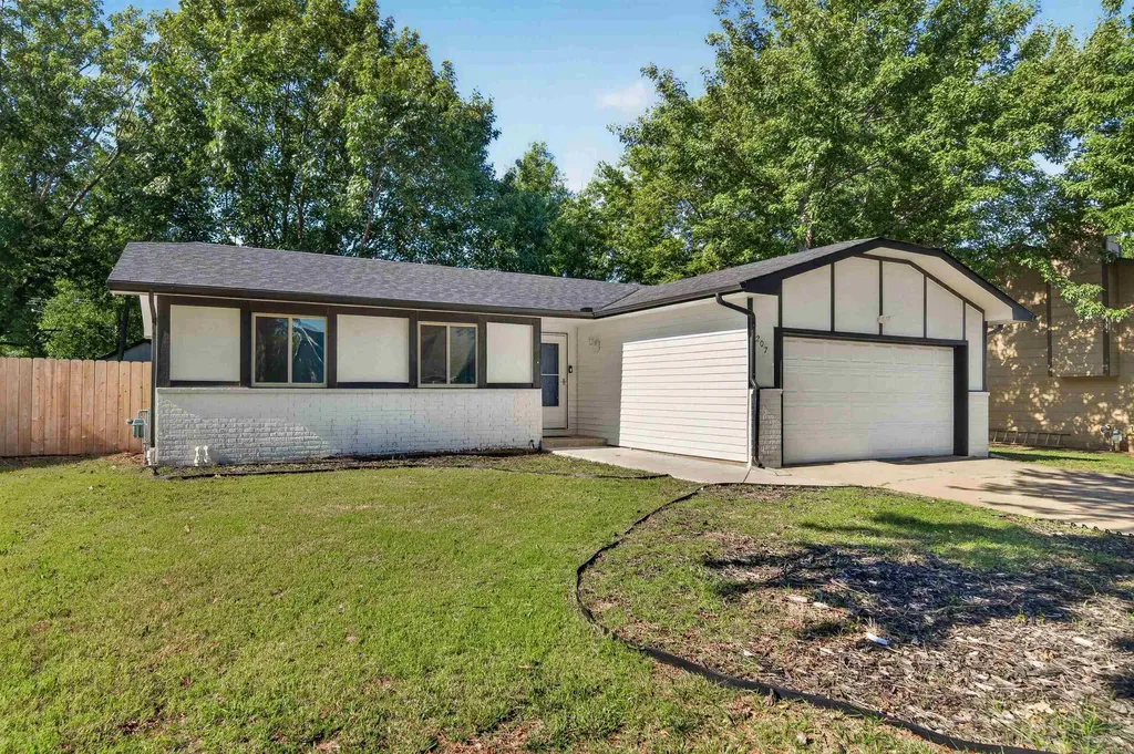 207 E North Point Drive Derby KS 67037
