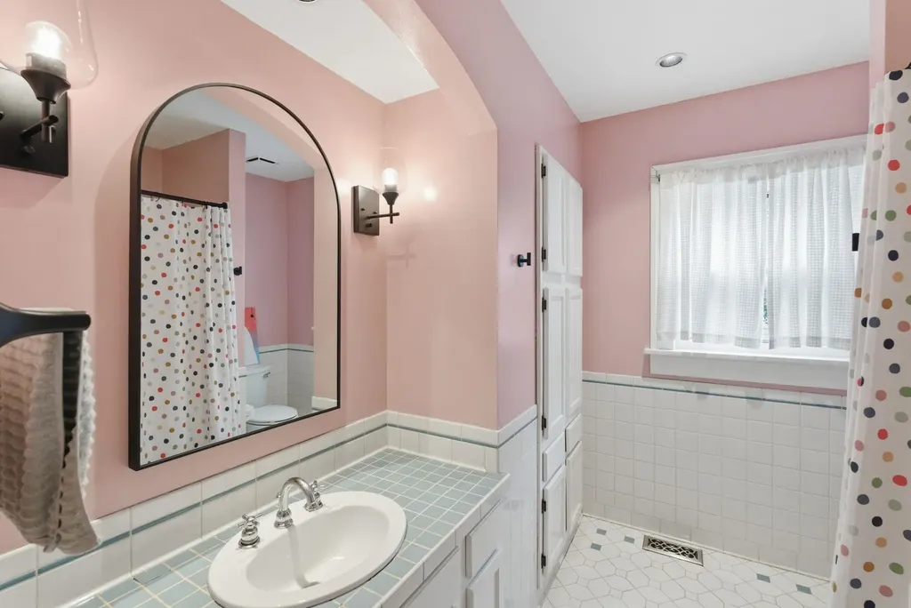 235 N Yale Wichita KS 67208
